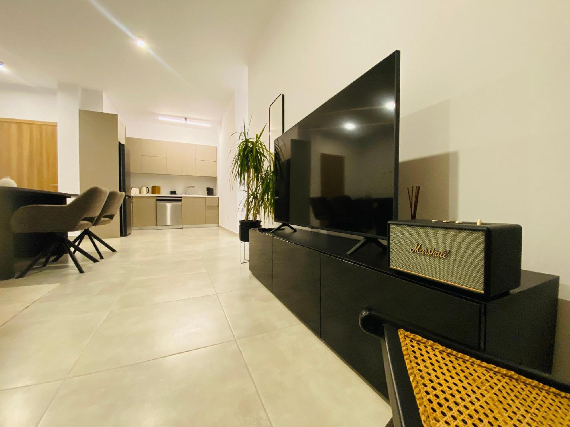 Sea View Penthouse Universal Residences Appartement