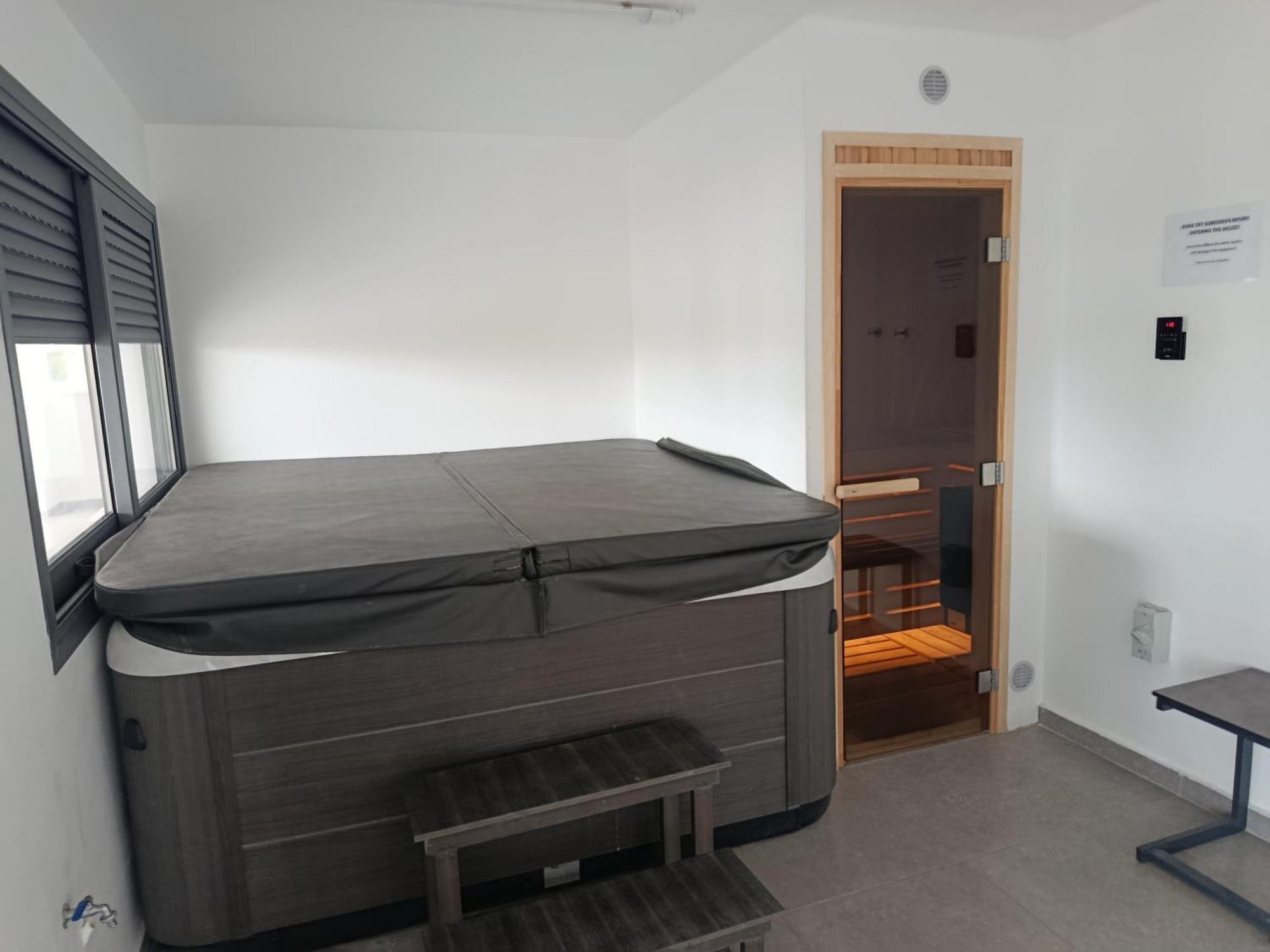 Sea View Penthouse Universal Residences Apartment